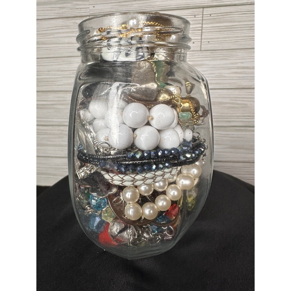 Mystery Mixed Jewelry Jar: Vintage-Modern Costume All Wearable Jewelry #11 Lot - Picture 7 of 10